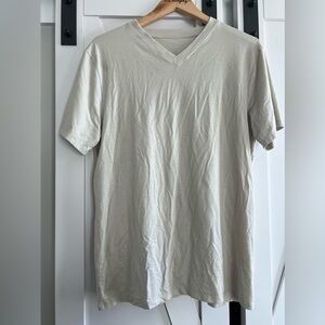 Lululemon Men’s Fundamental V Neck Tee